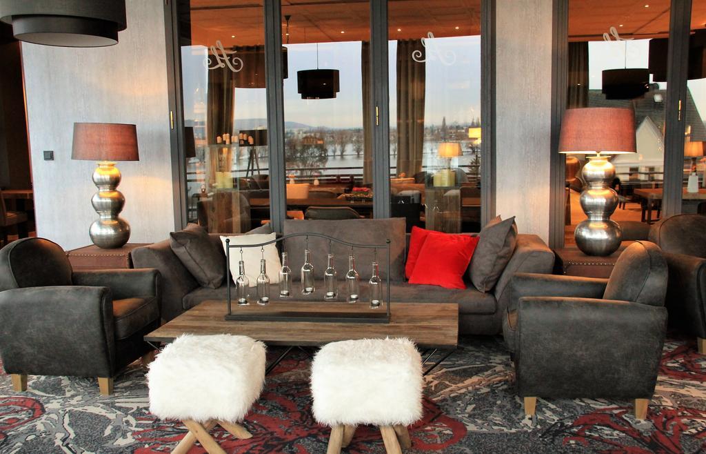 Naegler'S Fine Lounge Hotel Йострих-Винкел Екстериор снимка